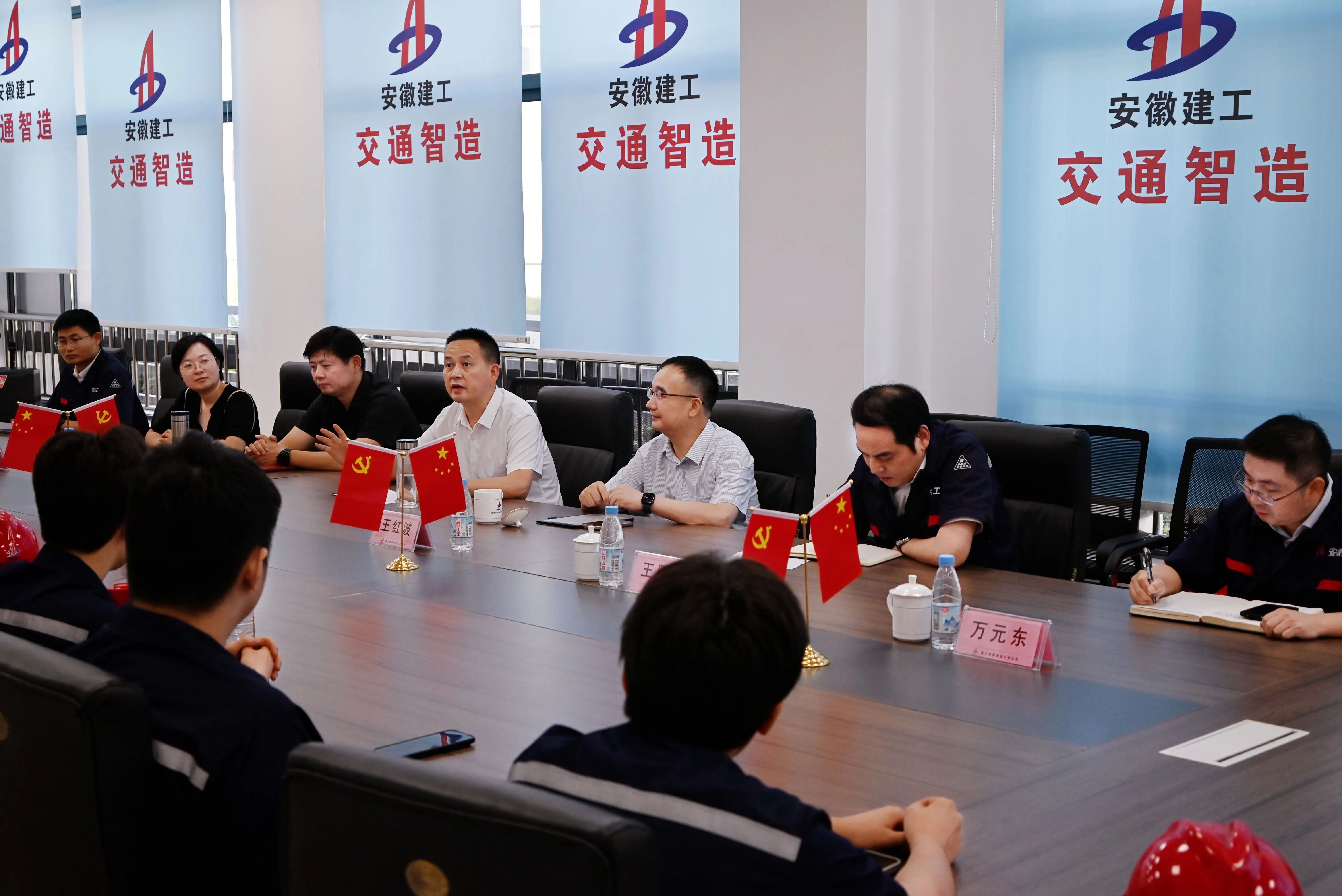 微信图片_2025-09-21_223527_391.jpg 微信图片_2025-09-21_223527_391.jpg